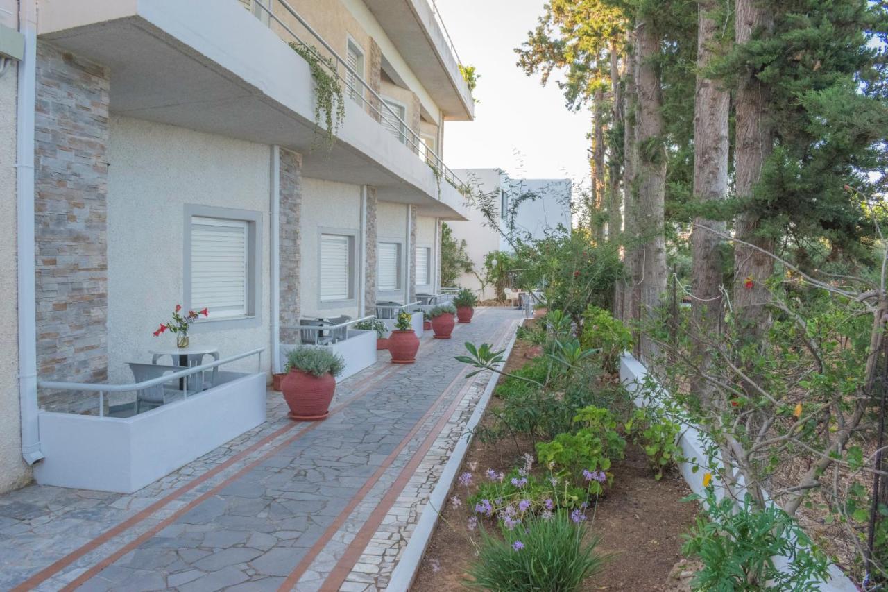 Stefanie Studios Agia Marina Buitenkant foto