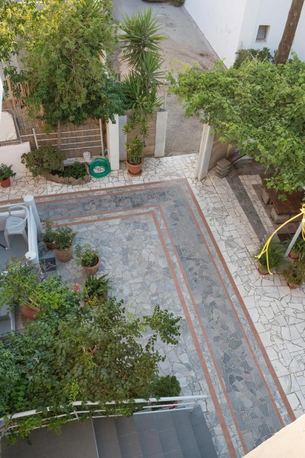 Stefanie Studios Agia Marina Buitenkant foto